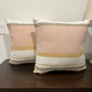 West Elm outdoor cushions. Perfect condition.